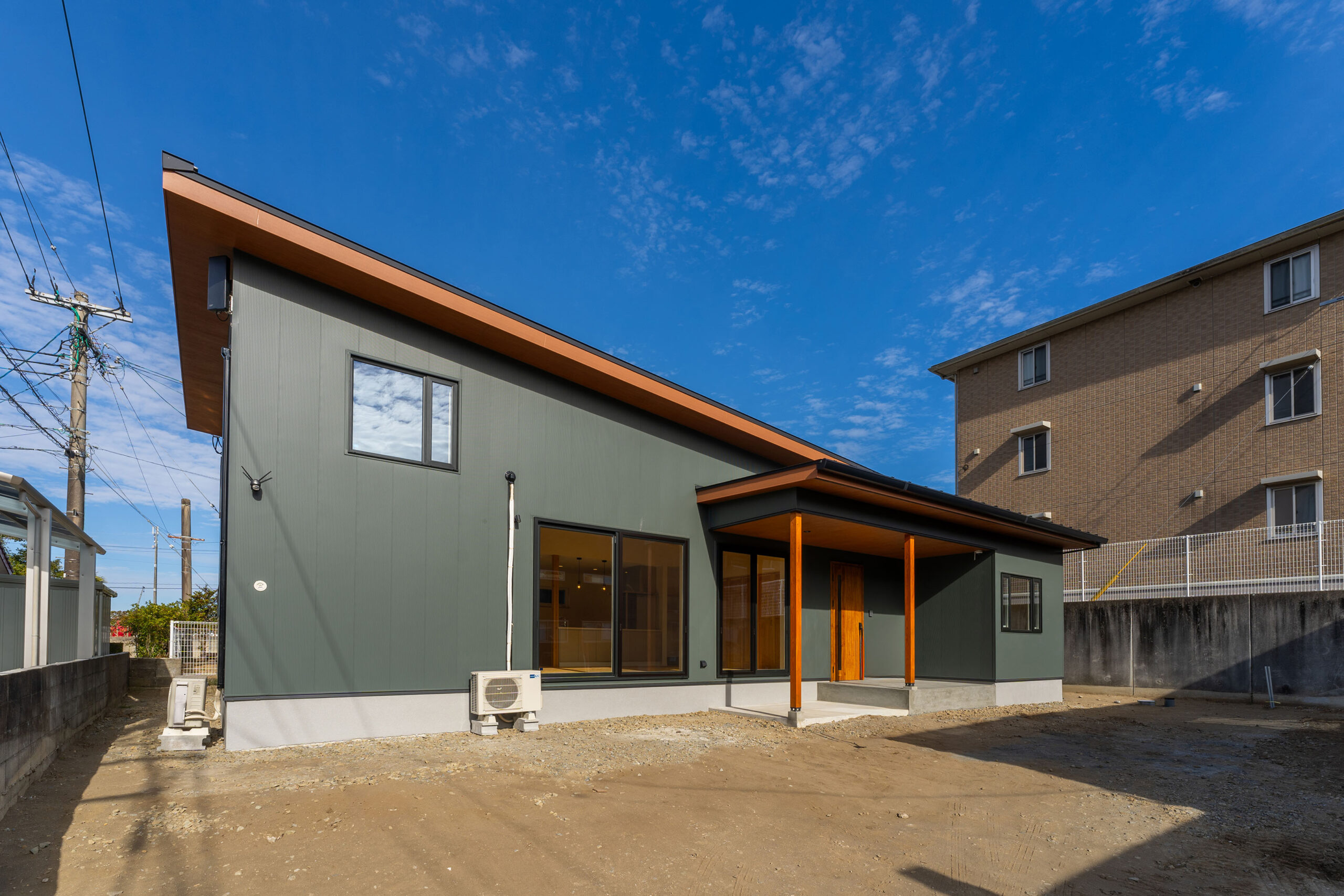 平屋のように暮らす秘密基地のあるお家写真